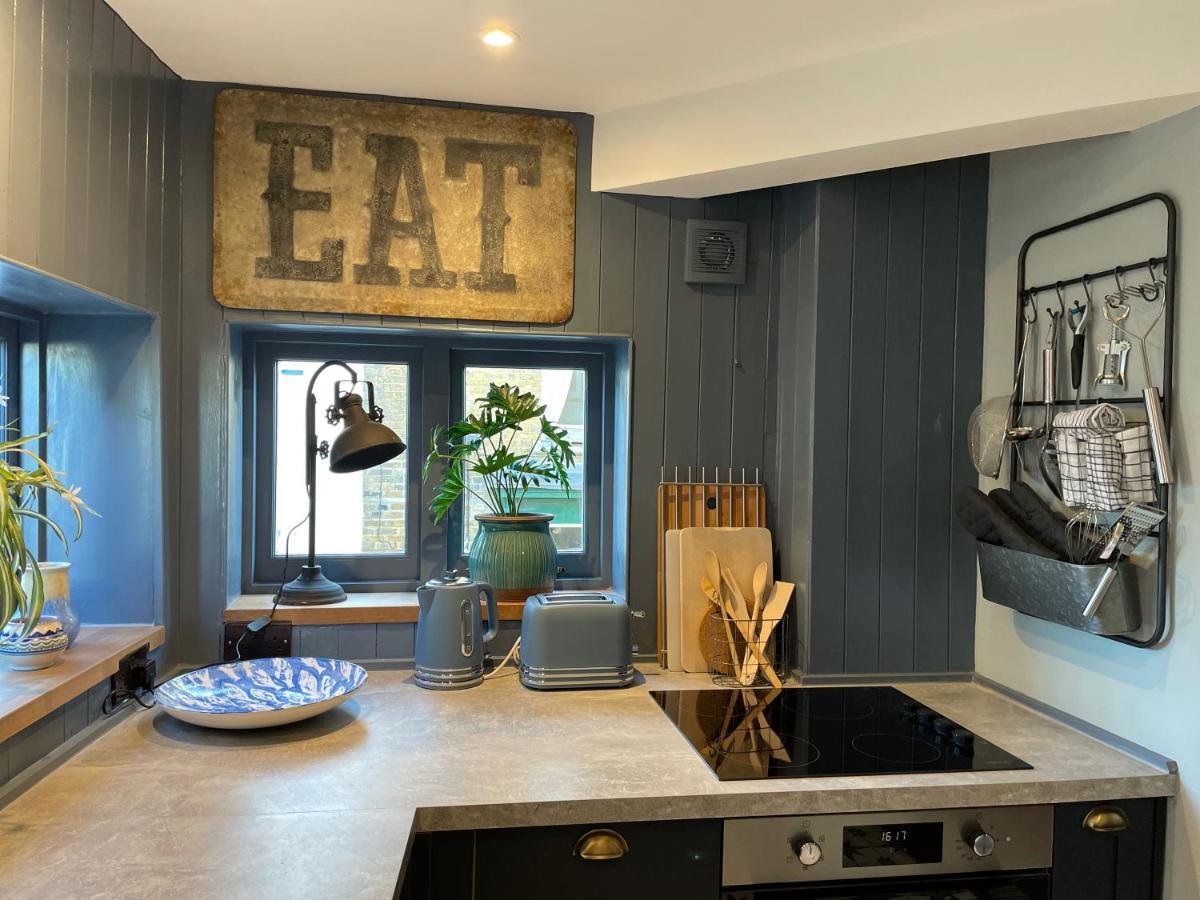 Fabulous Apartment Seconds From Beach By Whitstable-Holidays, Pudding Pan מראה חיצוני תמונה